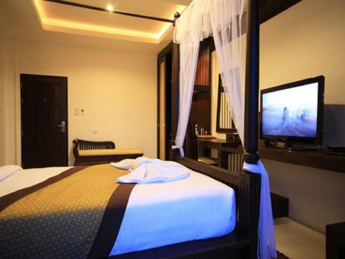 Dee Andaman Hotel