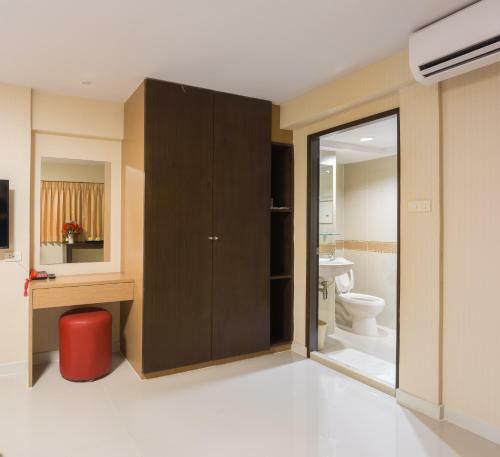 Hotel Nrc Residence