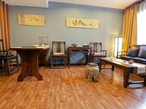 China Community Culture & Art Hotel