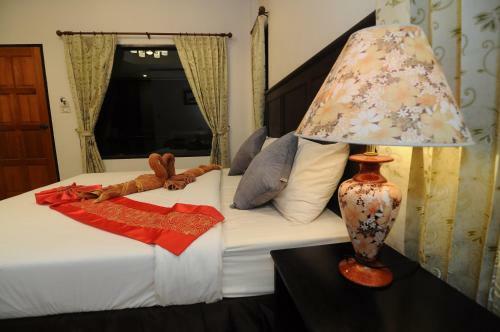 Hotel N.t. Lanta Resort
