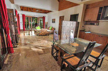 Hotel Thai Island Dream Estate