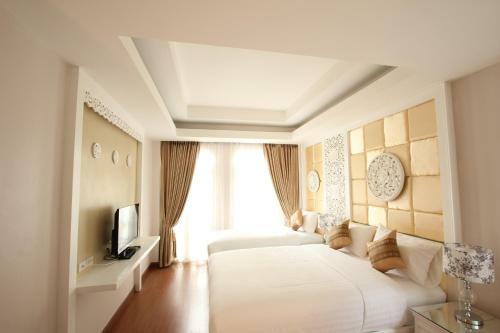 Hotel Ratchiangsaen Flora House