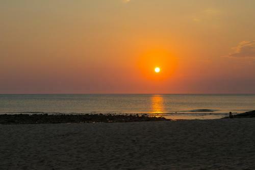 Hotel Lanta Coral Beach Resort