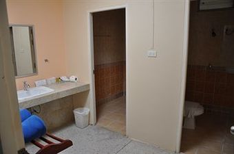 Hotel Baanrajdamnern Hua Hin