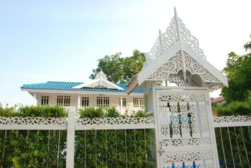 Hostal Baan Luang Harn