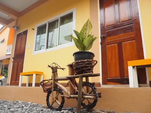 Hostal Baan Bussara
