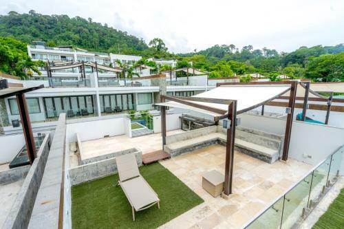 Hotel The Nchantra Pool Suite Phuket