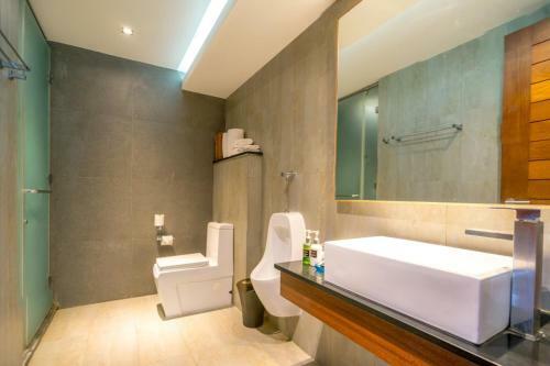 Hotel The Nchantra Pool Suite Phuket