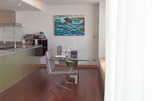 Hotel The Nchantra Pool Suite Phuket