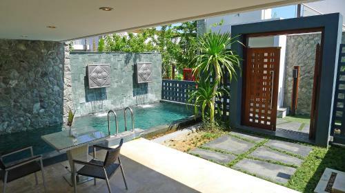 Hotel The Nchantra Pool Suite Phuket