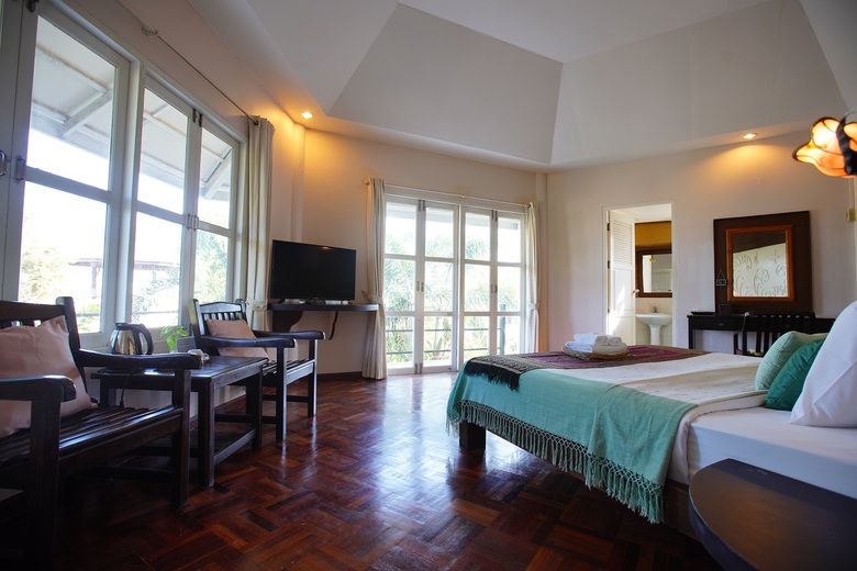 Hotel Tanaosri Resort & Spa