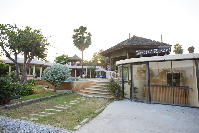 Hotel Tanaosri Resort & Spa