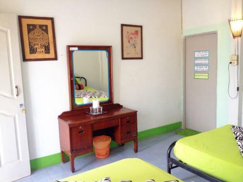 Hostal Coffee In Narrow Guesthouse
