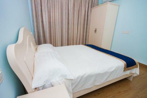 Longhigh Resort Apartment - Phase 3 Branch