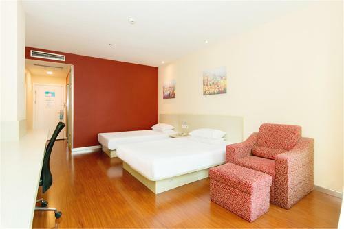 Hotel Hanting Express Shanghai Lujiazui Oriental Pearl Tower