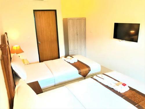 Hotel Bangrak Pier Samui Resort
