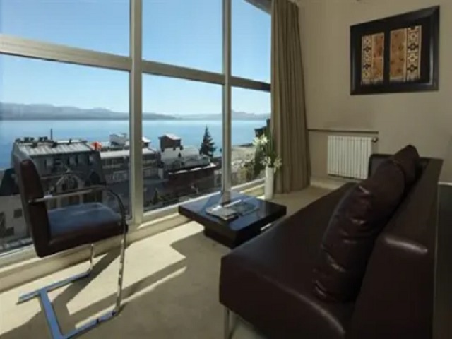 Hotel Dazzler Bariloche