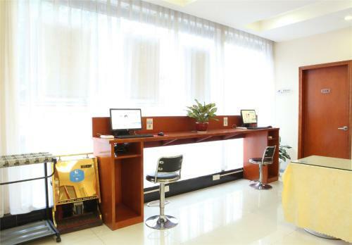 Hotel Hanting Express Shanghai New Jing'an Temple