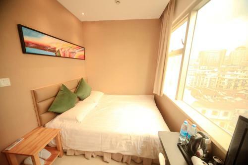 Shanghai Blue Mountain Bund Youth Hostel