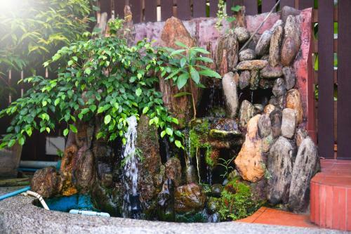 Aparthotel Paripas Express Patong