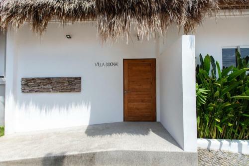 Eden Beach Villas