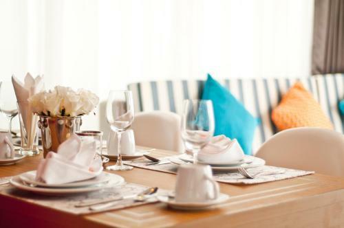 Ratana Apart Hotel ,kamala