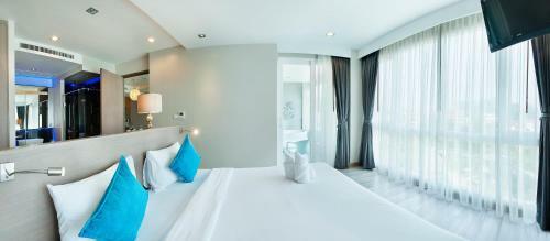 Ratana Apart Hotel ,kamala