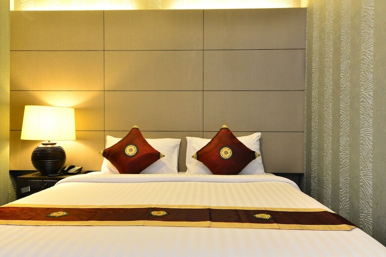 The 93 Hotel
