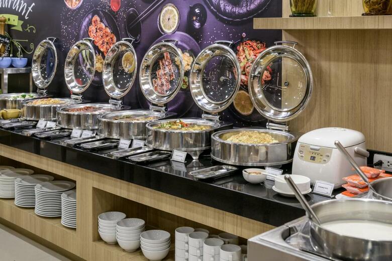 Hotel Adelphi Grande Sukhumvit By Compass Hospitality