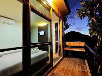 Phi Phi Sea Sky Resort