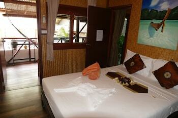 Hotel Baan Sukreep Resort