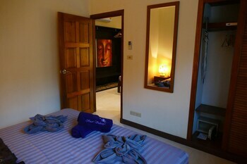 Hotel Baan Sukreep Resort