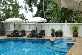 Hotel Baan Sukreep Resort