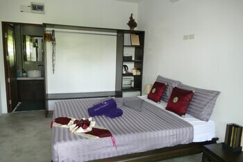 Hotel Baan Sukreep Resort