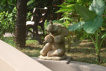 Hotel Baan Sukreep Resort