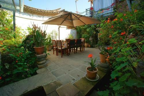Hostal Xiangyuyangguang Garden Guest House