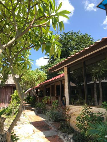 Hotel Sunrise Bungalow