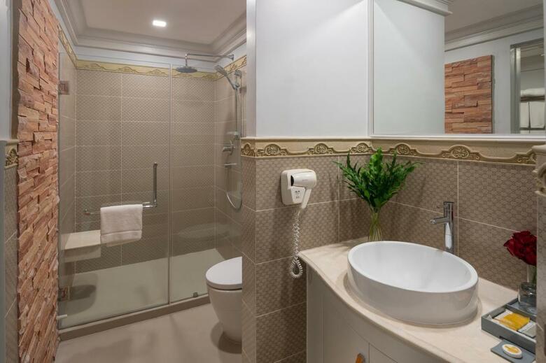 Hotel Kingston Suites Bangkok