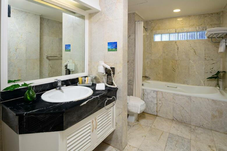 Hotel Kingston Suites Bangkok