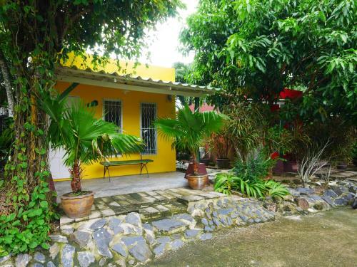Hotel Forest Bungalows & Mama's Restaurant