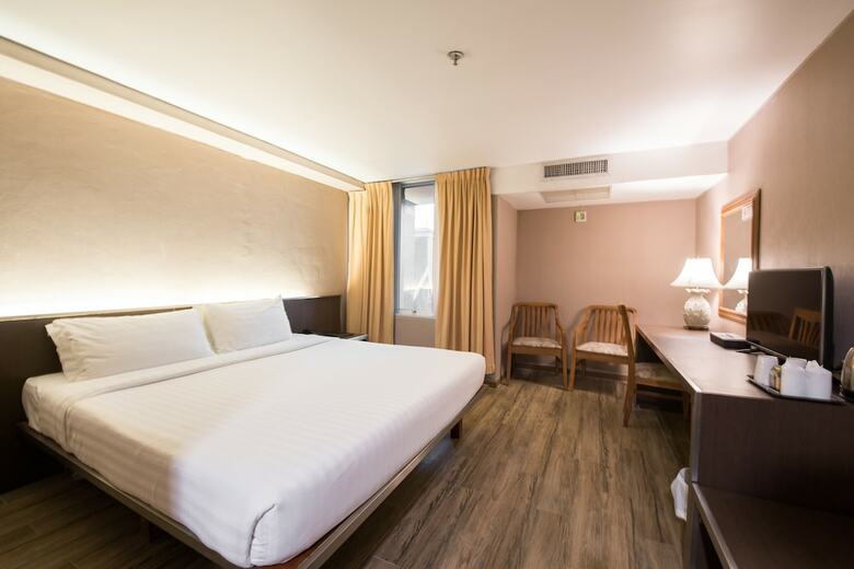 Hotel Bangkok City Suite