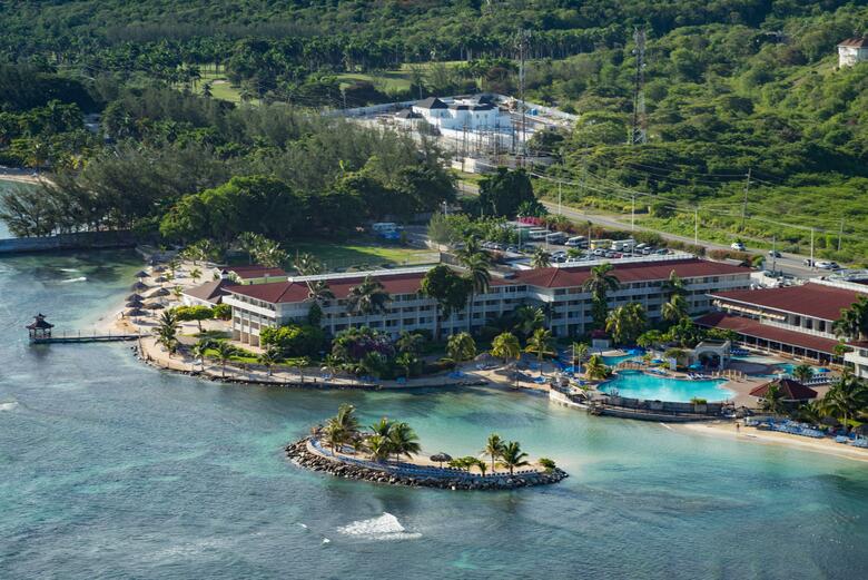 Hotel Holiday Inn Sunspree Resort