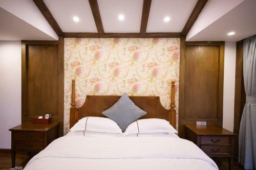 Posada Fenghuang Jianghu Inn