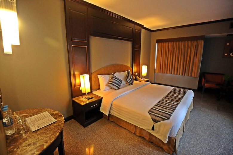 Apartamentos The Euro Grande Hotel