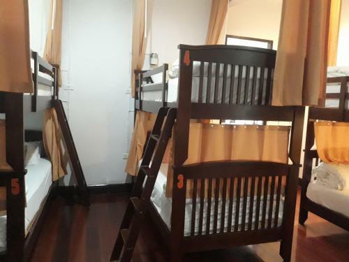 Albergue House23 Hotel