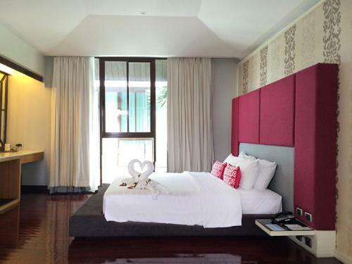 Hotel Z Through By The Zign