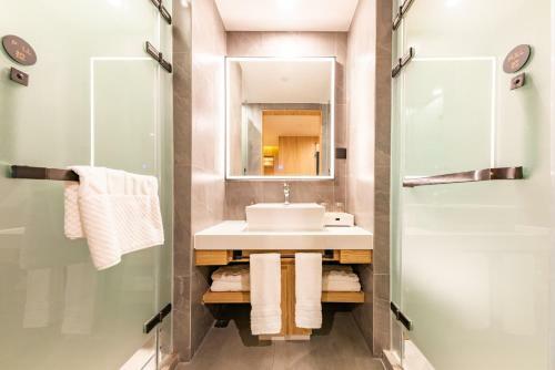 New Beacon International Hotel, Wuhan
