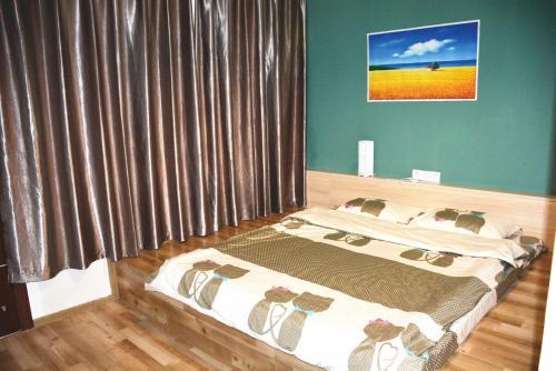 Zhangjiajie Peakcap Backpacker Hostel