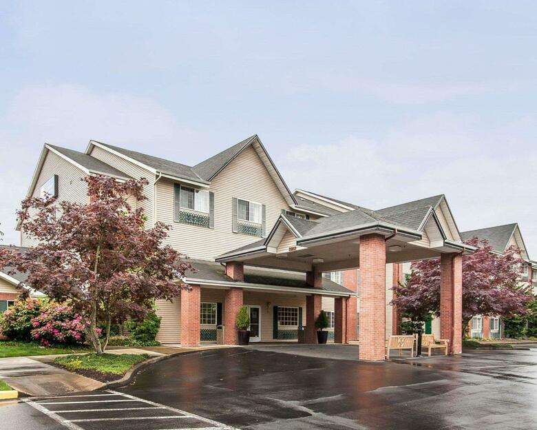 Hotel Comfort Inn & Suites