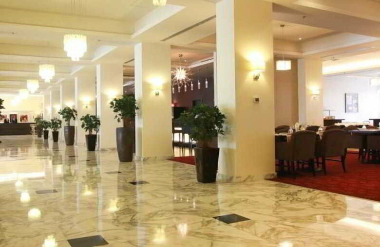 Grand Palace Hotel